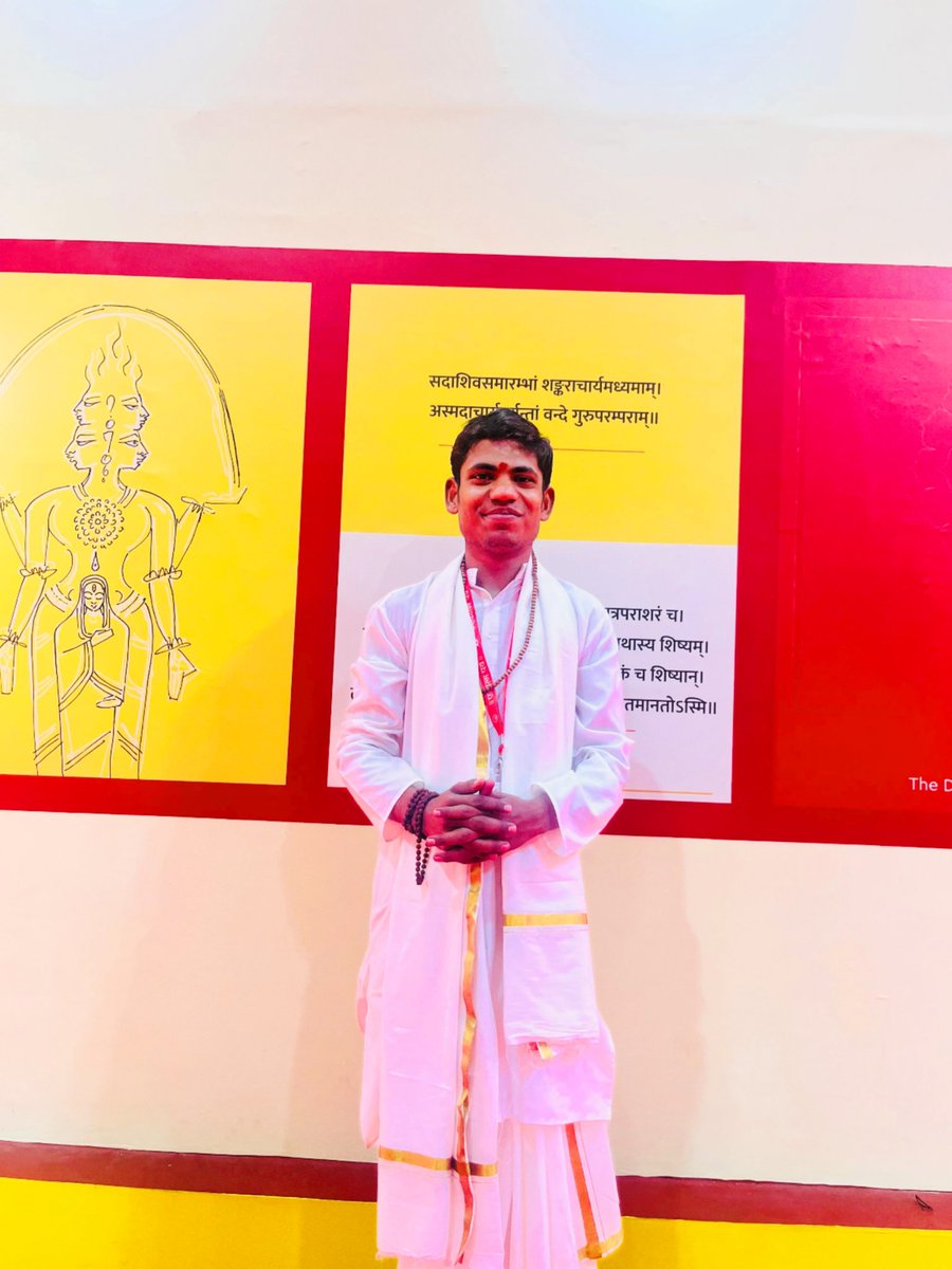 आचार्य शंकर ऐसे मनीषी हैं, जिन्होंने राष्ट्रचेतना का पुनर्जागरण कर देश को एकता के सूत्र में पिरोया। उनका जीवन हमारे लिए प्रेरणा का पवित्र स्त्रोत है। उन्हीं के पुण्य-प्रताप के परिणामस्वरूप ही आज भारत, भारत है।
एकात्मता के प्रति समर्पित
#Omkareshwar 
#ektamaparav #oneness #adveta