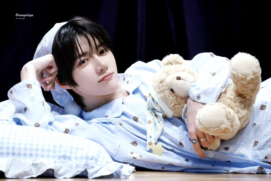 밤왼.zip tweet media