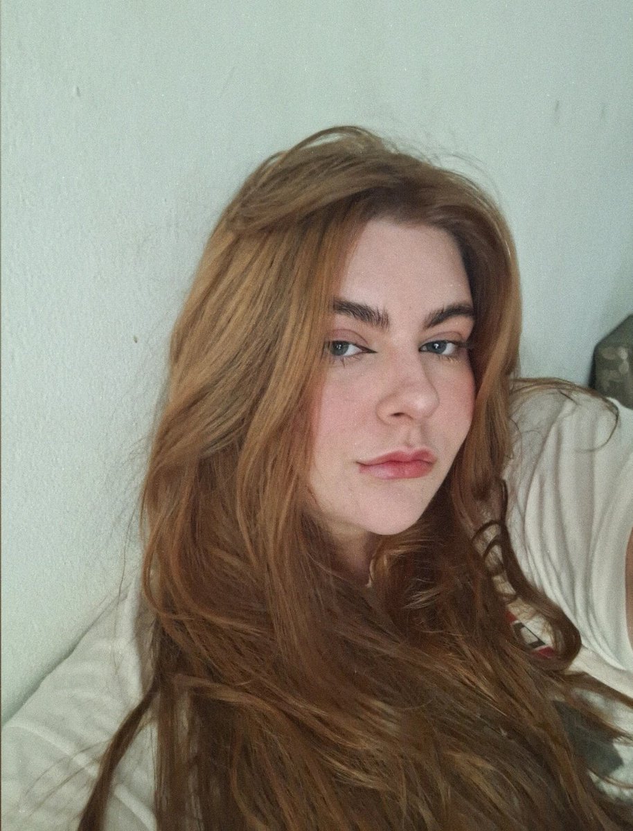 𝕝𝕚𝕝𝕚𝕧 VAI VER O EN- E O SKZ tweet media