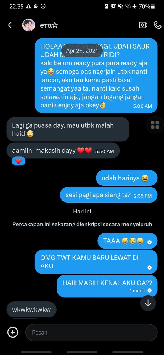 day 🌸 slr tweet media