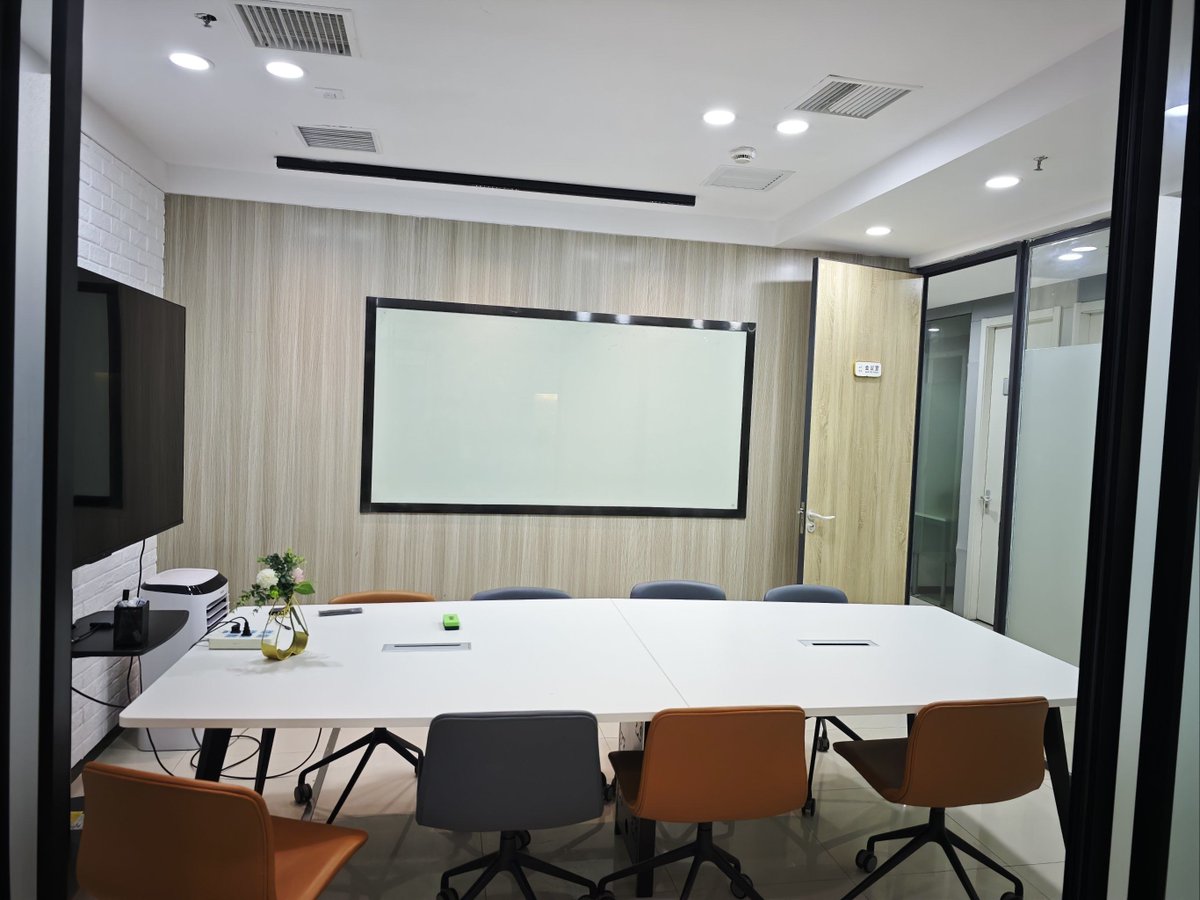 Miguel16297720's tweet image. "Thrilled to share our #AIInnovation workshop—hands-on sessions, brilliant minds, and actionable insights! Grateful to every participant who made this learning journey unforgettable.  #TechTraining #ContinuousLearning"