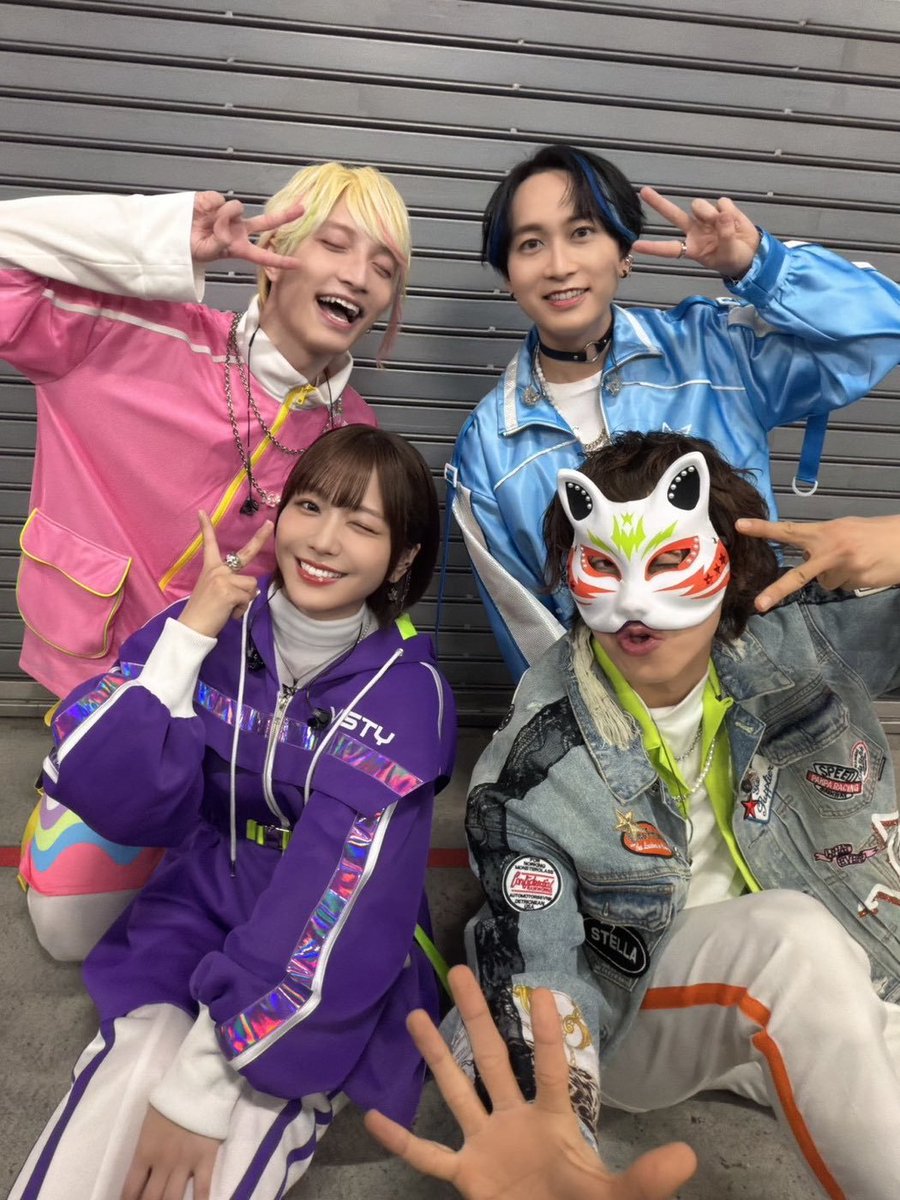 bosung82's tweet photo. 너무 귀여운 사진입니다..
#パラライファンアート
#VISTY https://t.co/n3WRzlgIW7