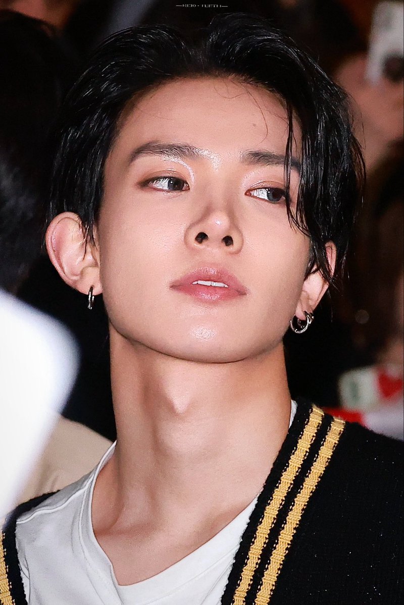 hsimissuuu tweet media