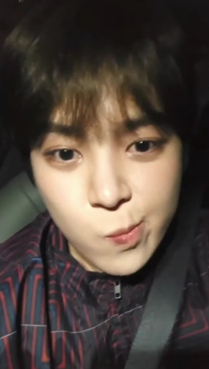 박박박 (@gom_home) on Twitter photo 