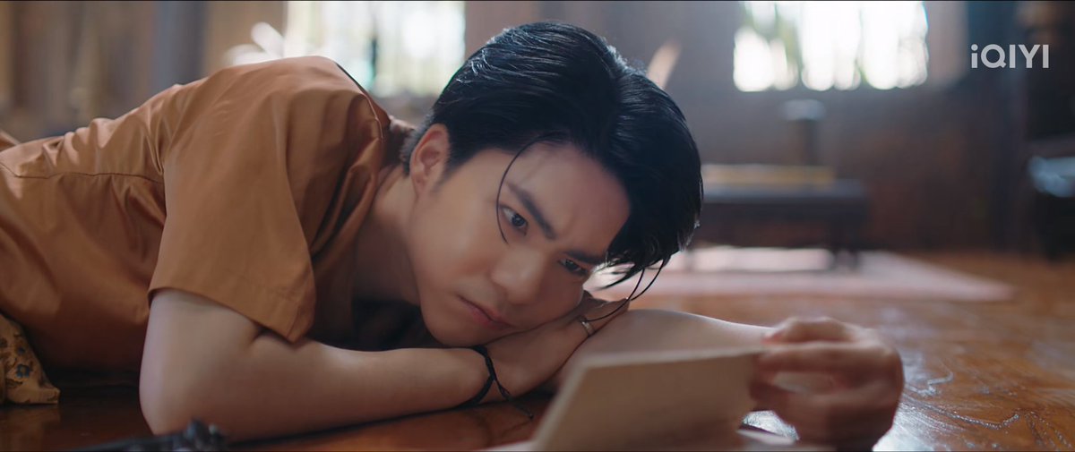 rationalBLfan's tweet photo. Another day, another episode of nakhun questioning phop's sexuality😆😩
A. Bromance
B. Questioning his sexual identity🌈
C. He's bisexual (❤️)
D. He's closeted and hasn't come out yet😩

LOVE UPON A TIME EP5
#ภพเธอEP5
#ภพเธอTheSeries https://t.co/mmL0AOJczT