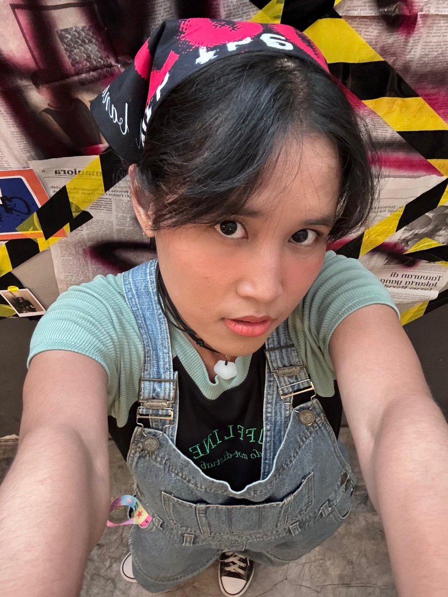 gwen_! semi ia tweet media