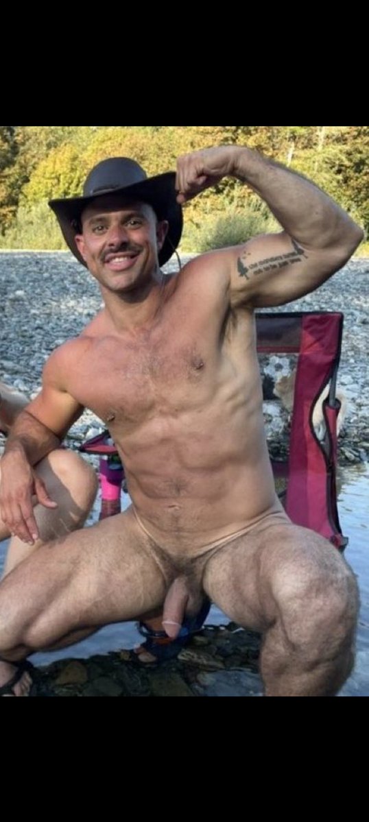 MAN CANDY tweet media