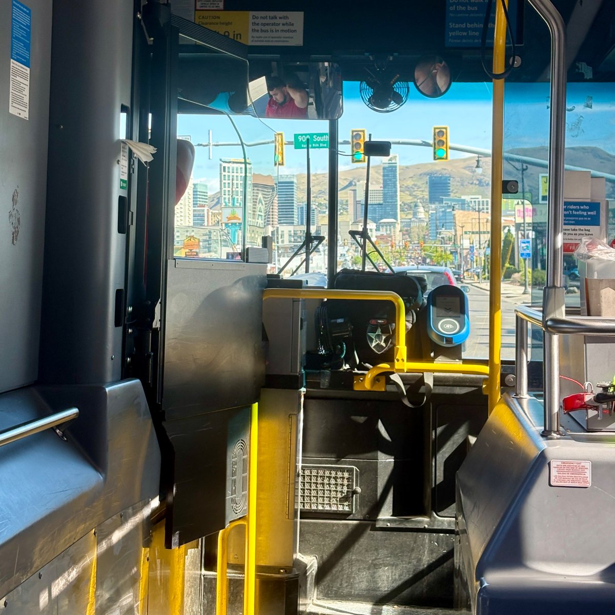 bikelakecity's tweet image. It would be so goddam easy to make State Street a BRT. We are not serious people. #slc