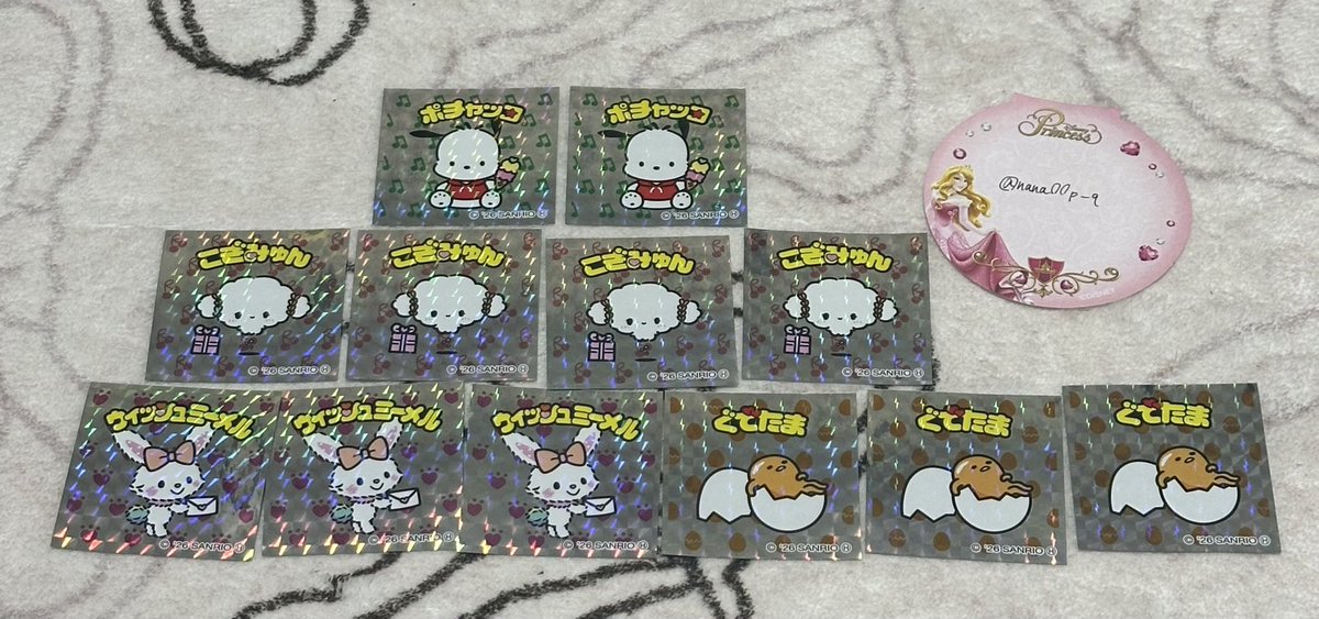 なな tweet media
