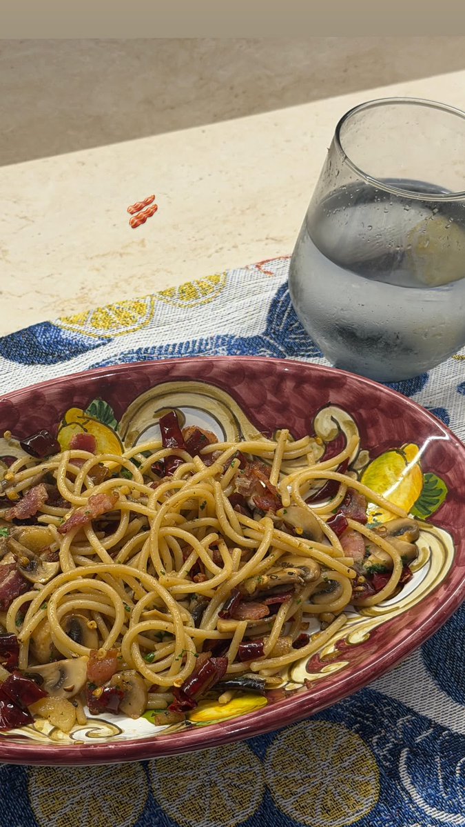 First Kanaphan Official Fc tweet media