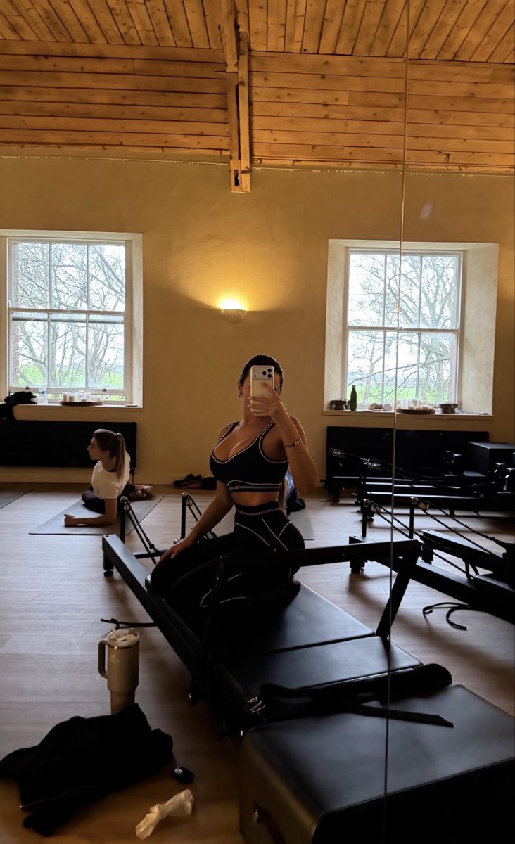 Göttin Irina✨ 🇩🇪🇨🇭 tweet media