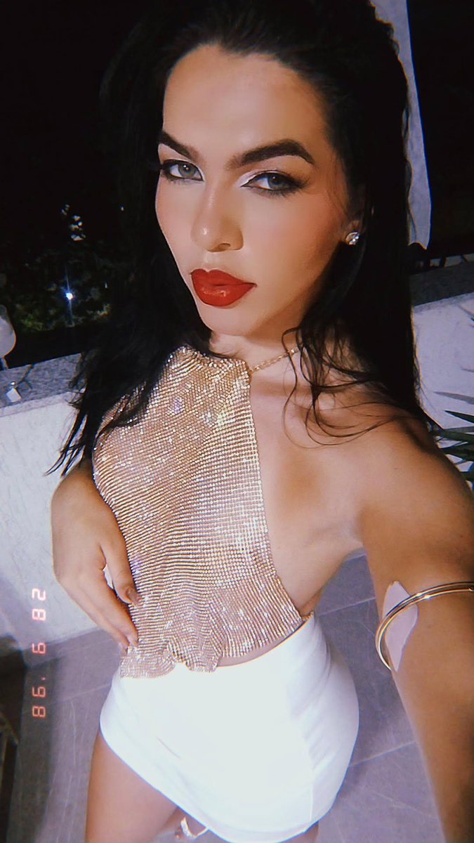 EricaAlcntara7's tweet photo. ✨🫰 https://t.co/djUewdYHFW