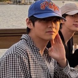 l☆rà⁷ ⋆ tweet media