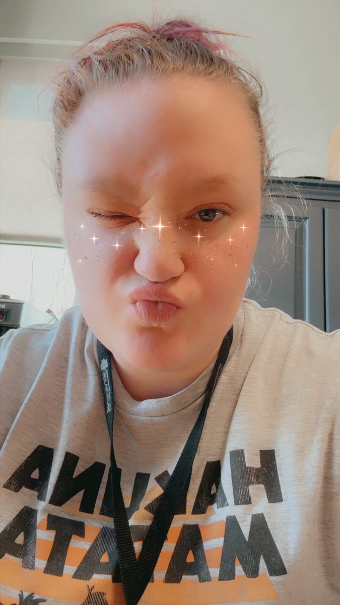 Balexandria2087's tweet image. #selfie #snapchatfilter happy FriYay