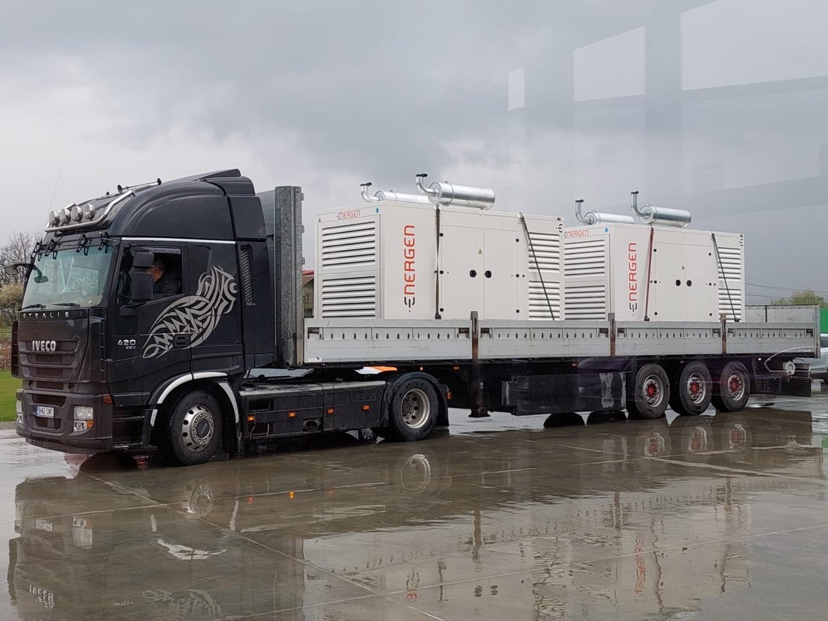 EnergenGensets's tweet image. Twin power, zero compromise ⚡⚡
Two 830 kVA generators, powered by Hyundai Doosan engines, perfectly synchronized and ready to perform. Top-tier performance, built-in redundancy, and rock-solid reliability — exactly when it matters most. #generators #energy #backup #industrial