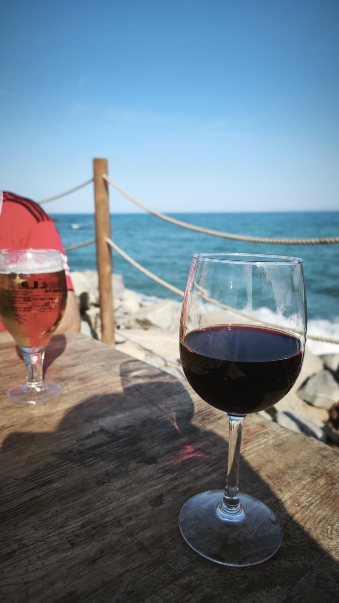 Dcevampiro's tweet image. Tardeo con #Marido