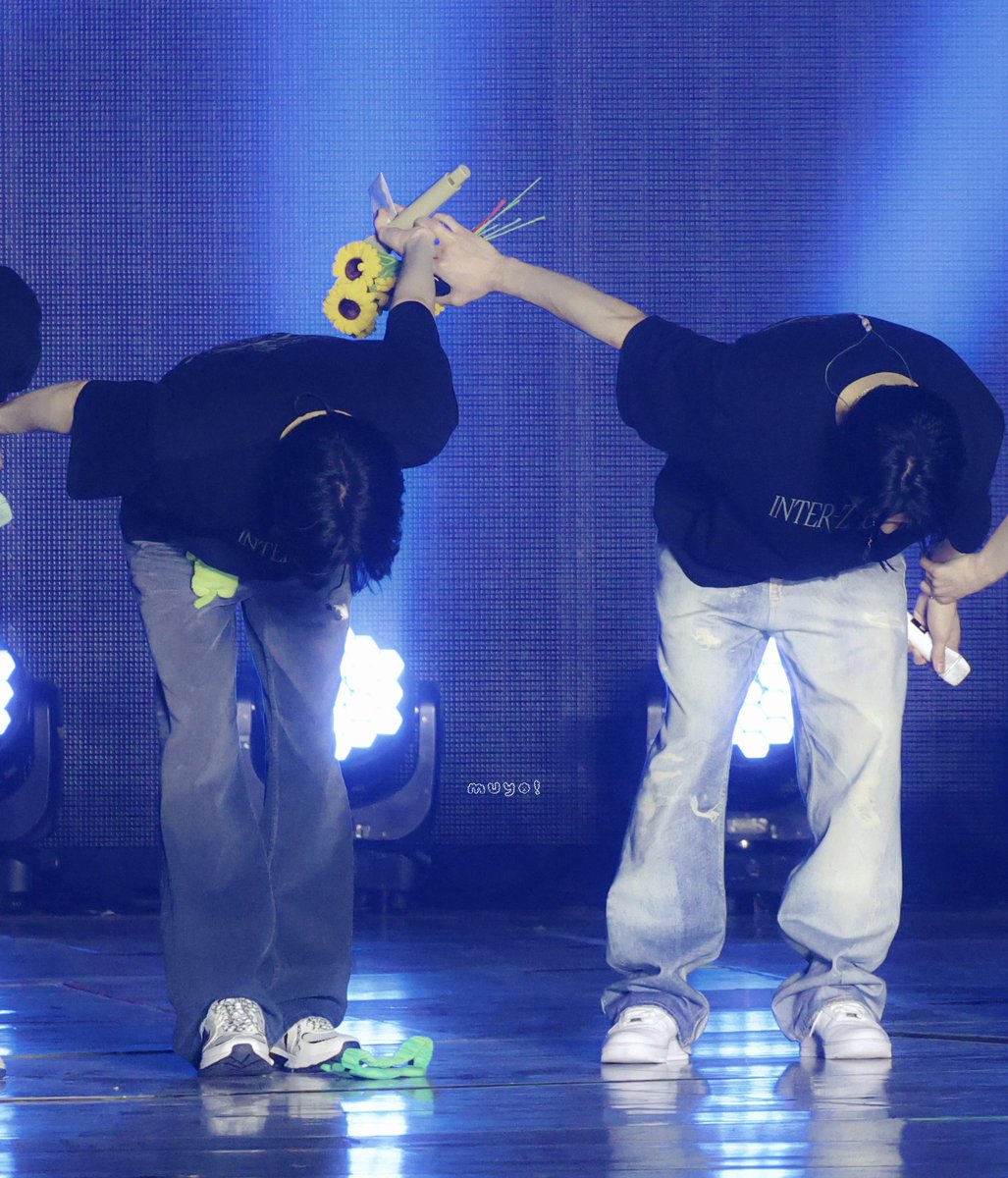 절 대 손 크 기 차 이 를 보 지 마