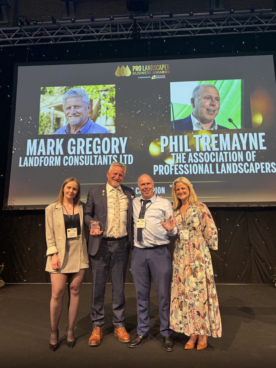The_APL's tweet photo. Our ‘Landscaping Champions’ 🏆 Congratulations to both APL General Manager, Phil Tremayne, and Mark Gregory from APL member Landform Consultants on jointly receiving the ‘Landscaping Champion’ award at the Pro Landscaper Business Awards! 

#WeAreAPL #ProLandscaperBusinessAwards https://t.co/hopTEIkAaY