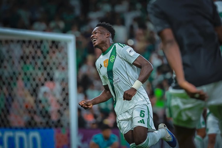 وسام tweet media