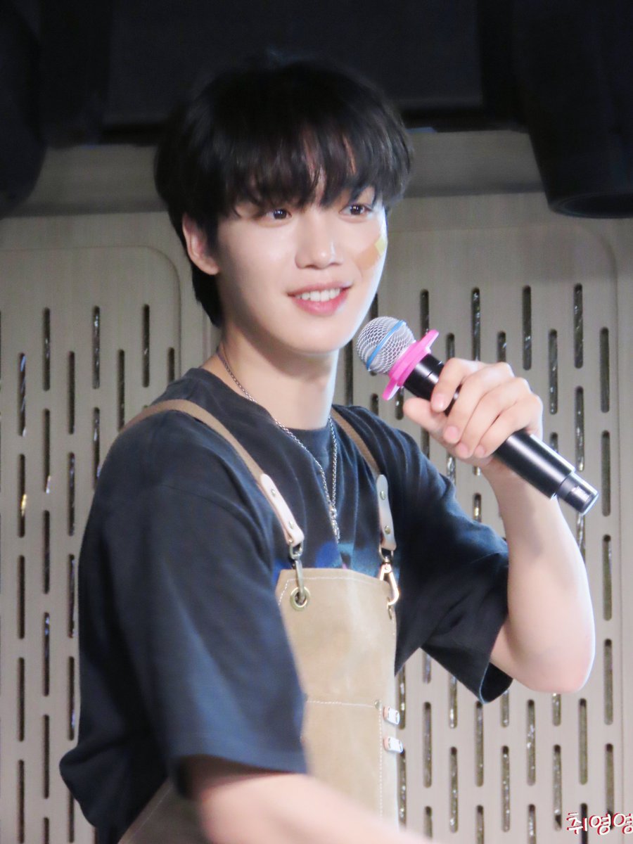 260424 Cafe Meet in HK

#임영민 #LimYoungMin #영민