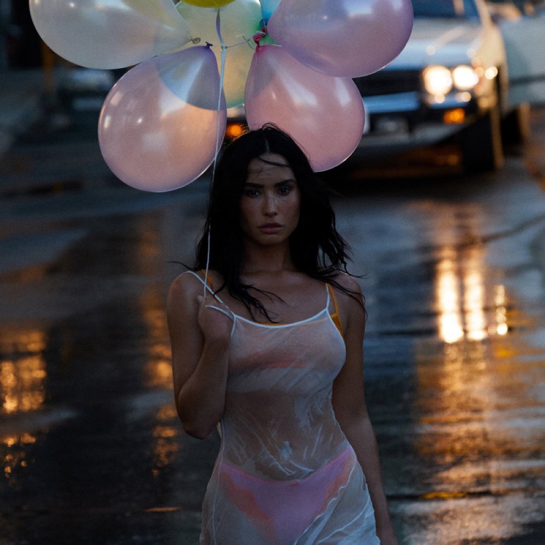 .<a href="/ddlovato/">Demi Lovato</a> goes deep with new deluxe version of ‘It’s Not That Deep (Unless You Want It To Be)’ featuring 8 new tracks, out now! 🍒
↳demilovato.lnk.to/INTDUnlessYouW…