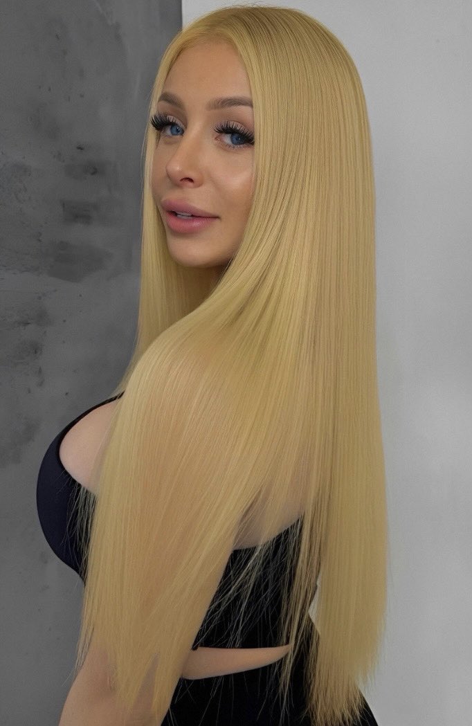 MadelynxMonroe's tweet image. Blonde energy, don’t question it 😉🥰 #TGIF