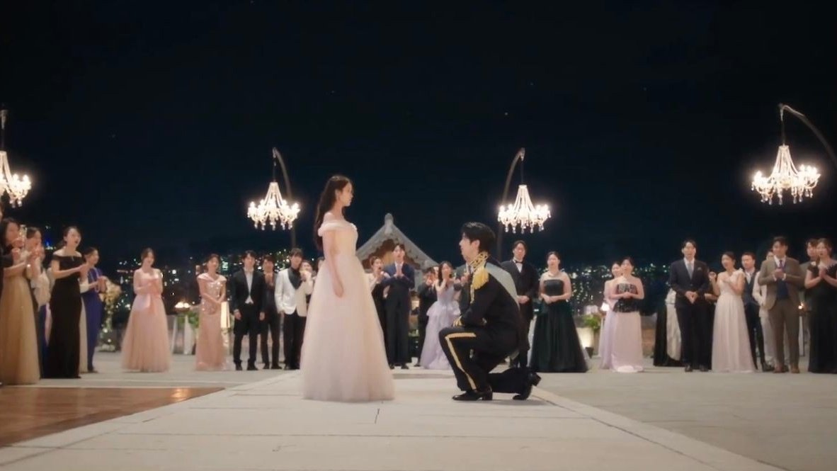 mel 🍂 tweet media