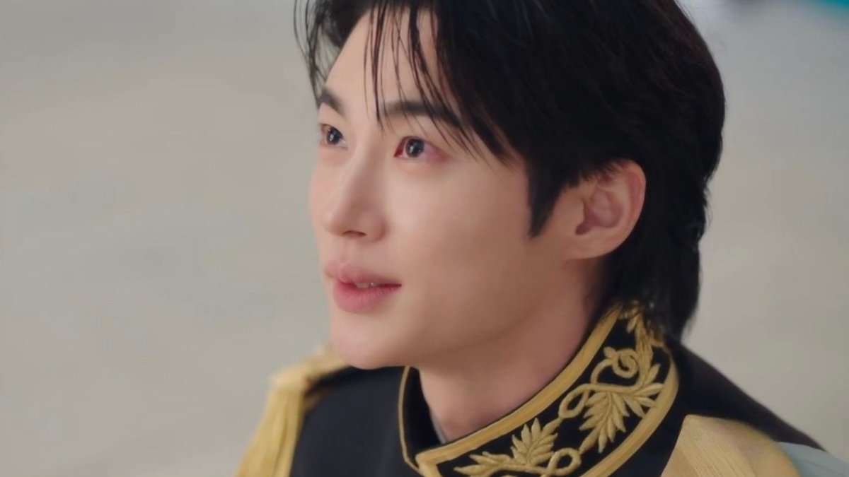 mel 🍂 tweet media