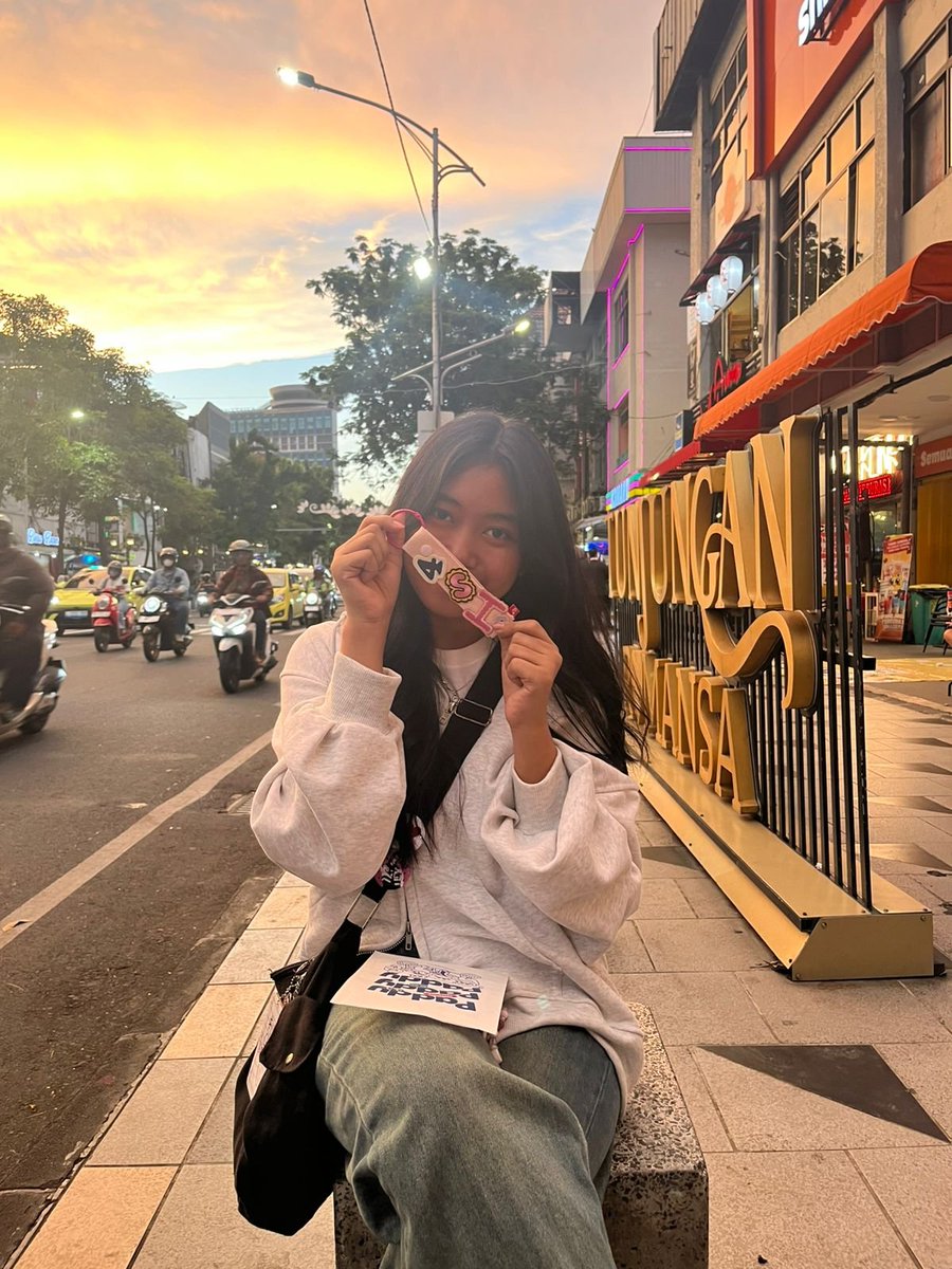 mon 🐈‍⬛ tweet media