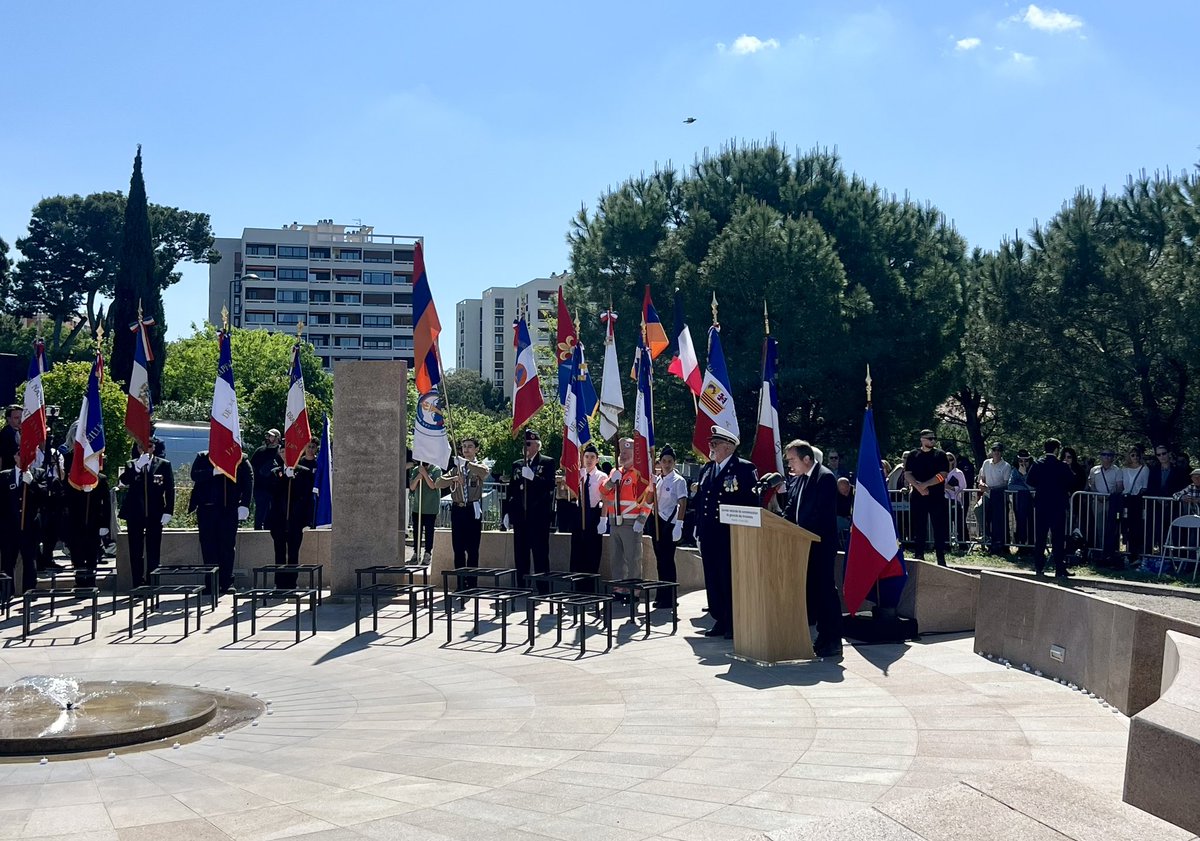 LudovicPerney's tweet photo. Il y a 111 ans débutait le premier génocide du XXème siècle. 

1,5 million d’Arméniens furent massacrés 

La France devint un refuge et Marseille, notre capitale régionale, un foyer pour les survivants.

Se souvenir, c’est transmettre.

Merci au @CcafSud. Nous n’oublions pas 🇦🇲🇫🇷 https://t.co/vaEQffS6g1
