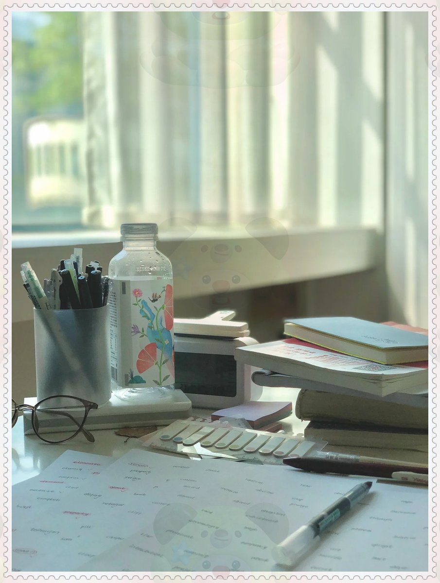 Sharon Lowe tweet media