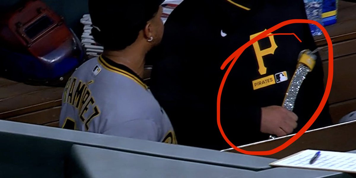 papog00's tweet photo. @PlatinumKey13 Don’t blame skip, get that bs off the mound https://t.co/JmyhYtBb7k
