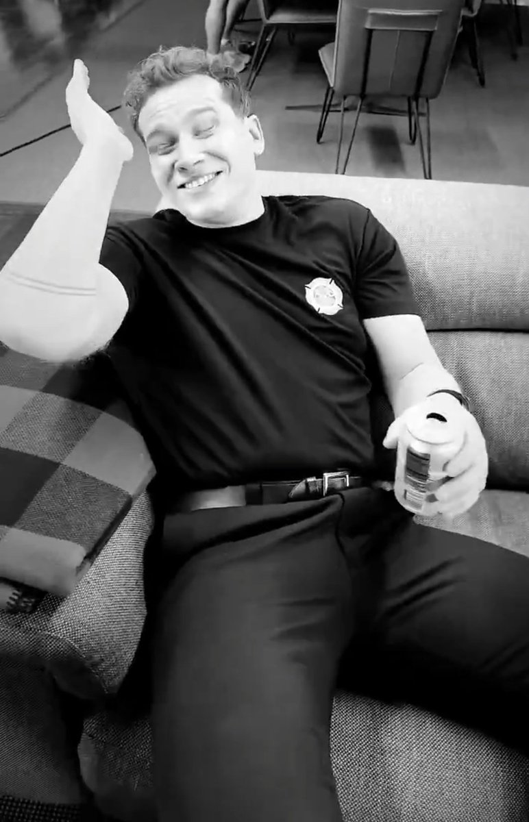 cro☀️🍉 tweet media