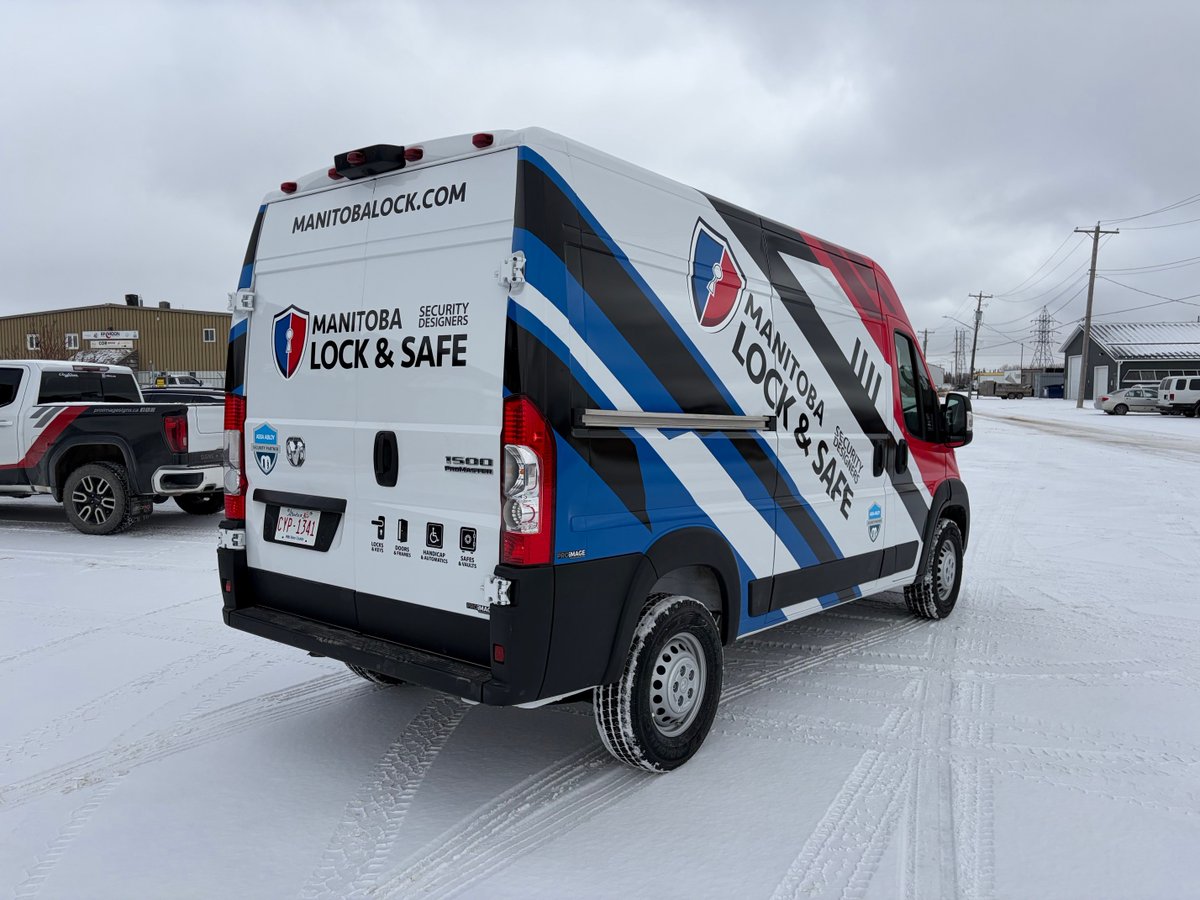 ProimageSigns1's tweet image. Transforming every drive into a statement—proud to unveil this eye-catching wrap for Manitoba Lock &amp;amp; Safe. #fleetgraphics #MobileAds