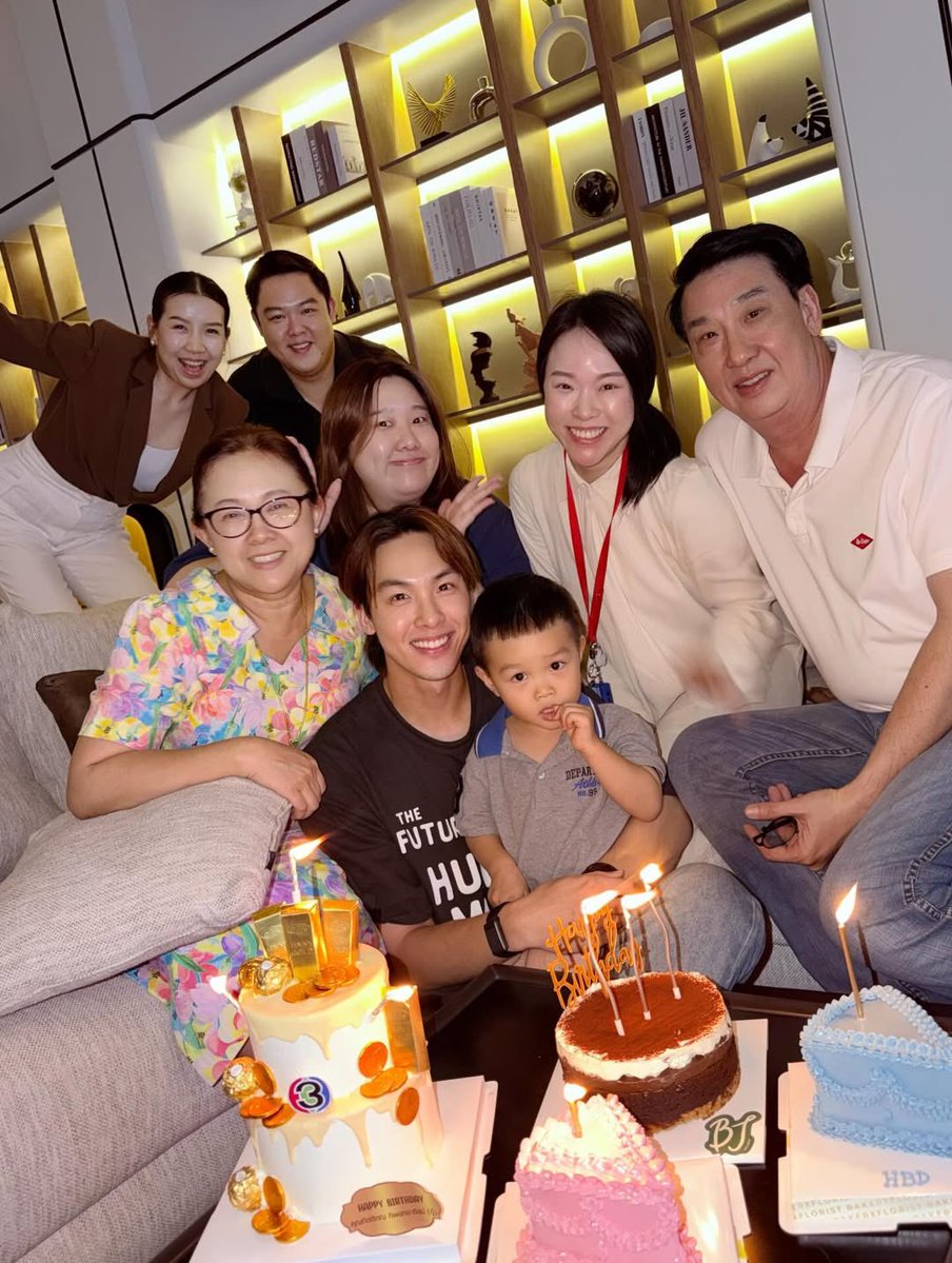 น่ารักอบอุ่นทั้งครอบครัวทิพยทยารัตน์🏡