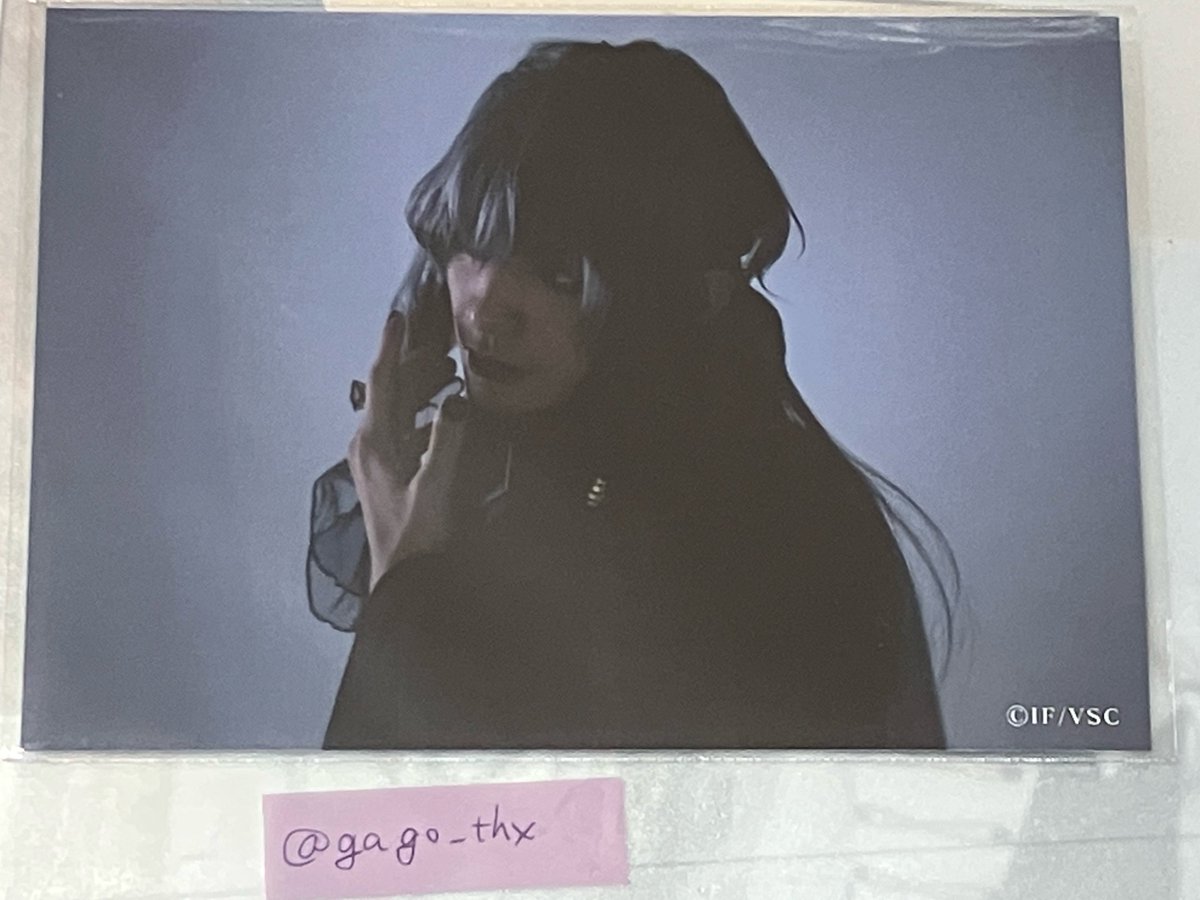 gago_thx's tweet photo. @kikuka_chigiri 初めまして、夜分遅くに申し訳ございません。検索より失礼いたします。
当方こちらのアンクゥさんのブロマイドを所持しているのですが、イヴ(横)との交換は可能でしょうか。
4/26昼は観劇予定がない為、前後のお時間に会場周辺へお伺いさせていただきたく存じます。
ご検討いただけましたら幸いです。 https://t.co/Ok81baHPhN