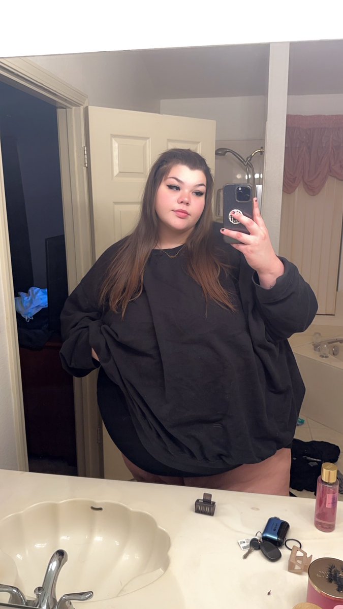 Marie tweet media