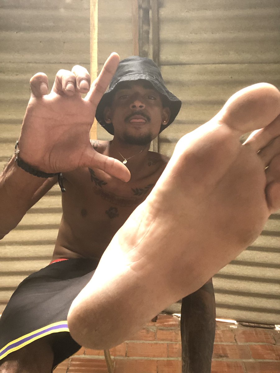 Alphahellboy tweet media