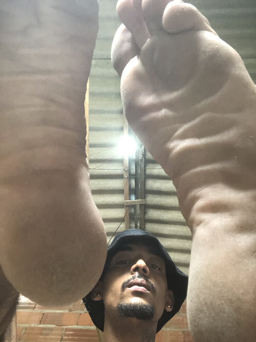 Alphahellboy tweet media