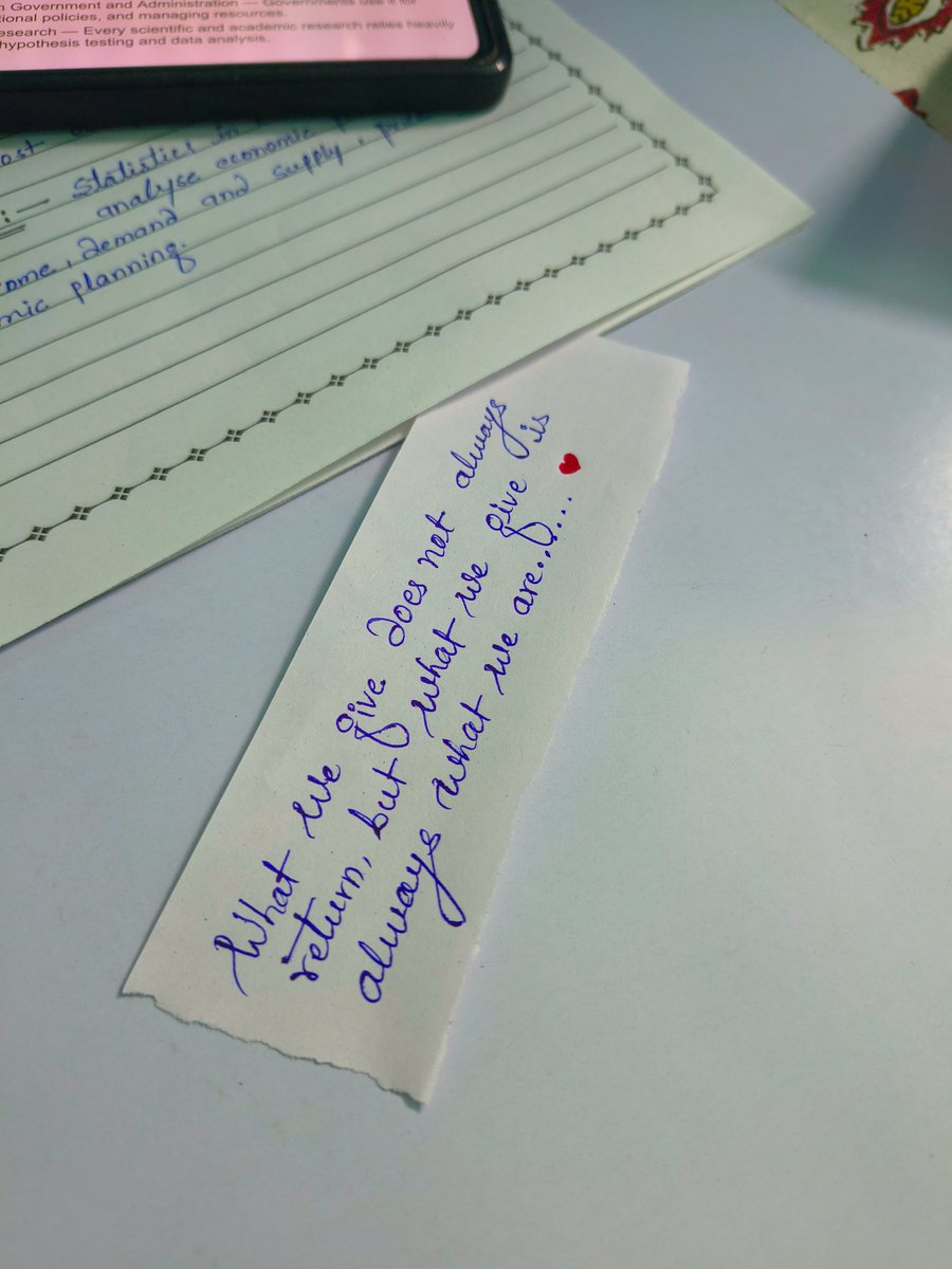 Shyamli_Kashyap's tweet image. •~Good Night.....❤️

#Life