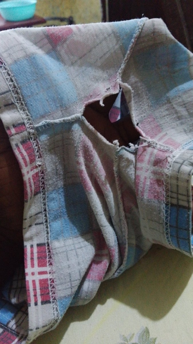 KIUNJURI tweet media