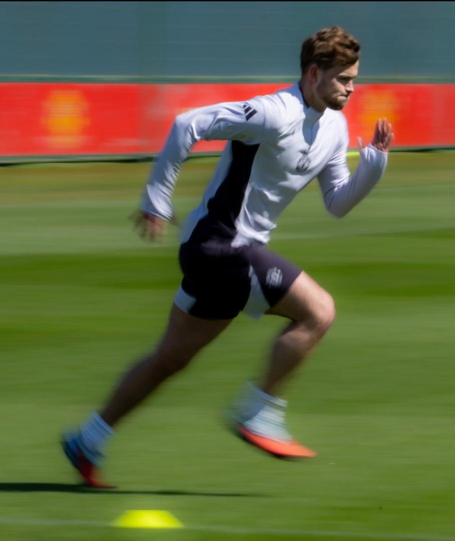 Optimist Prime™© tweet media