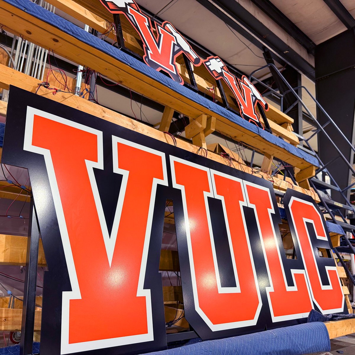 SignFabInc's tweet image. Need more flexibility on a project?

With support from @UFBfabrication and @CSM_Signs, we’re able to take on everything from everyday #signage to larger, more complex builds—without adding extra layers or complications.

signfab.com