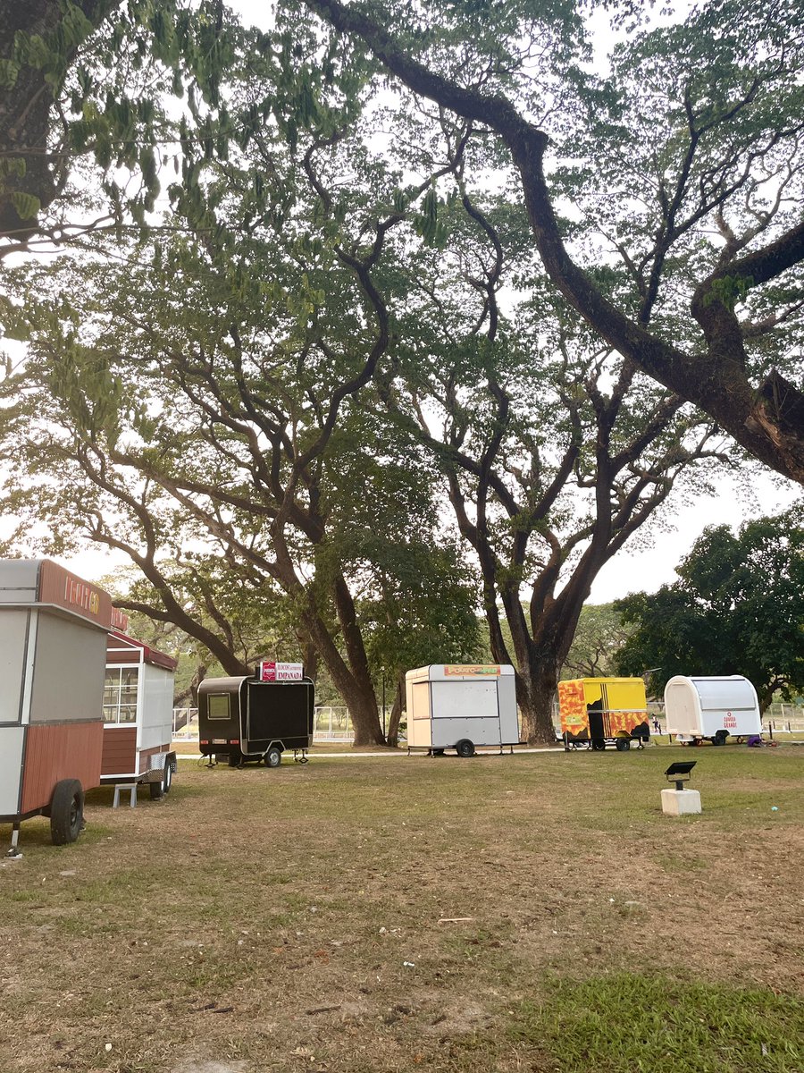 dhailleyyyFN's tweet photo. This City is actually healing me and I did NOT sign up for this eme

Like??Parks everywhere??People just WALKING??Having PICNICS?? Walang nagmamadali?? Walang nagsisiksikan?? What IS this place?? https://t.co/IPDoYvloIL