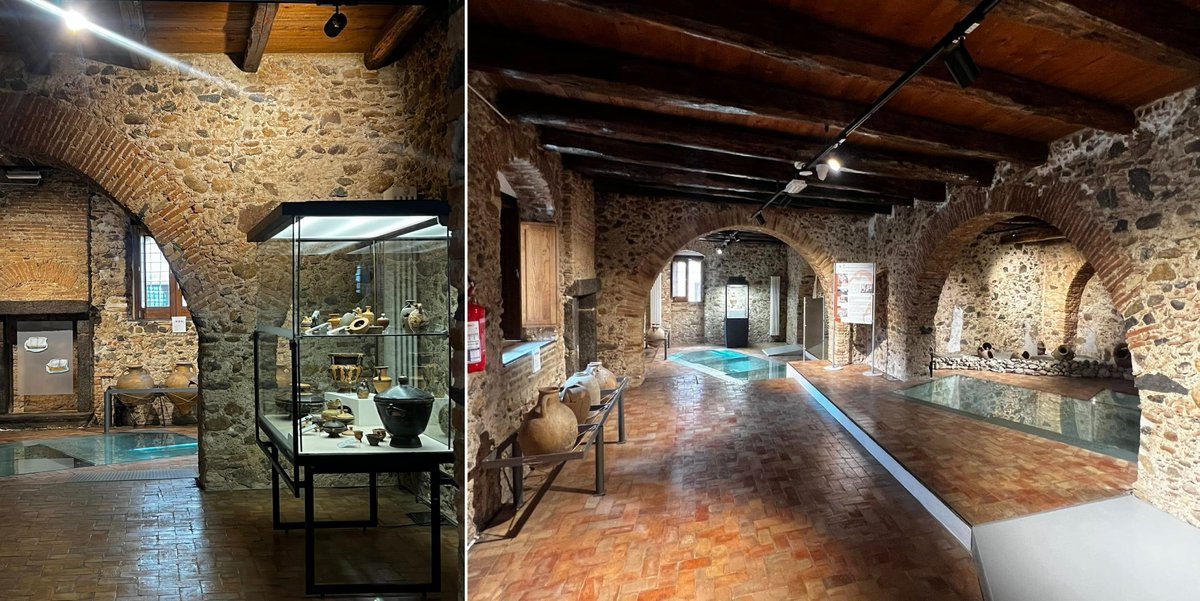ArteCalabria's tweet image. Interno delle sale del museo archeologico di Gioia Tauro, ubicate all'interno del palazzo settecentesco Baldari. Qui sono raccolti reperti dell'antica colonia calcidese Metauros (fondata da Messina VII sec. a.C. e poi sotto l'influenza della vicina Medma).
#Calabria #Heritage