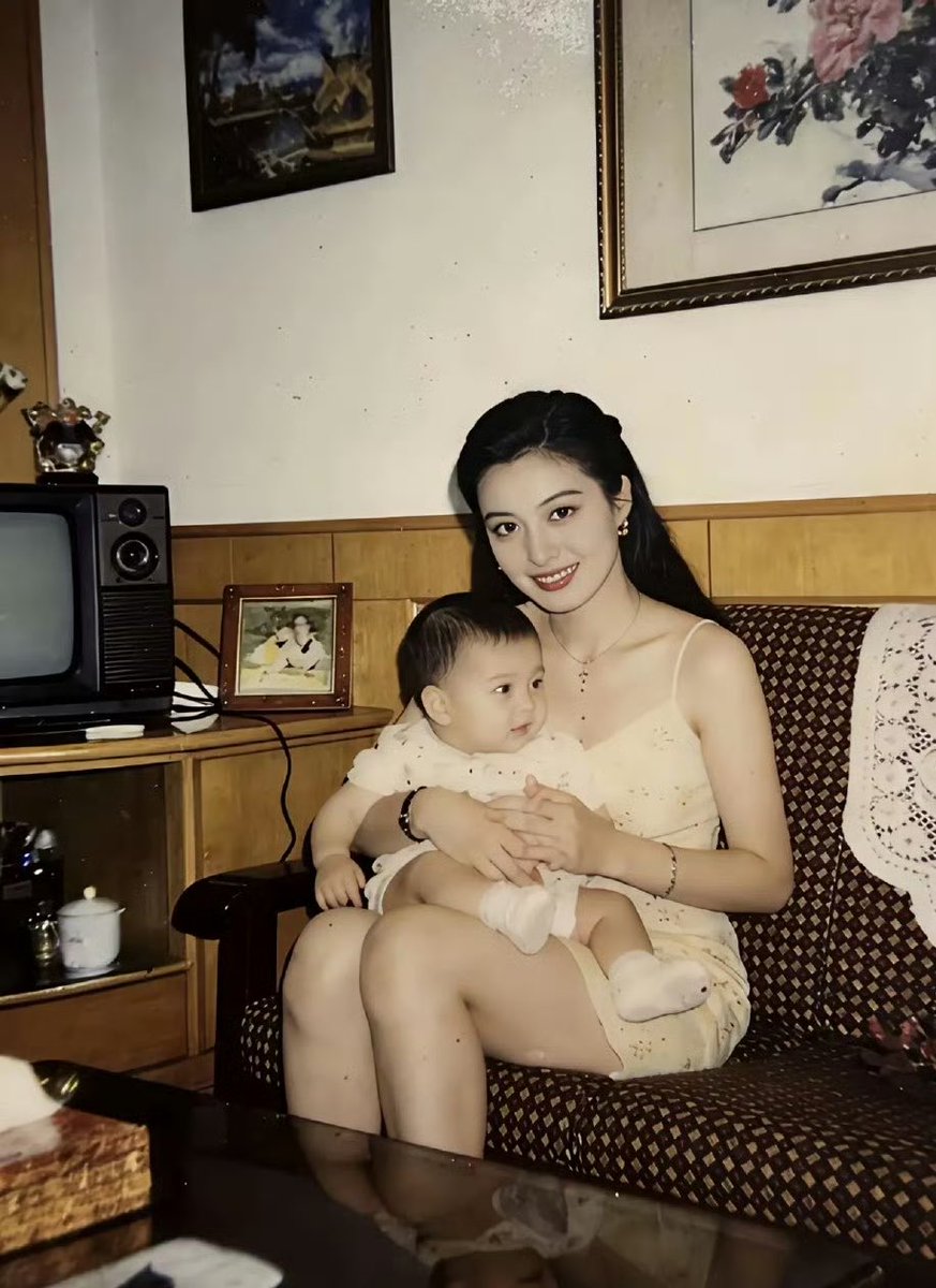 锐汉街评 tweet media