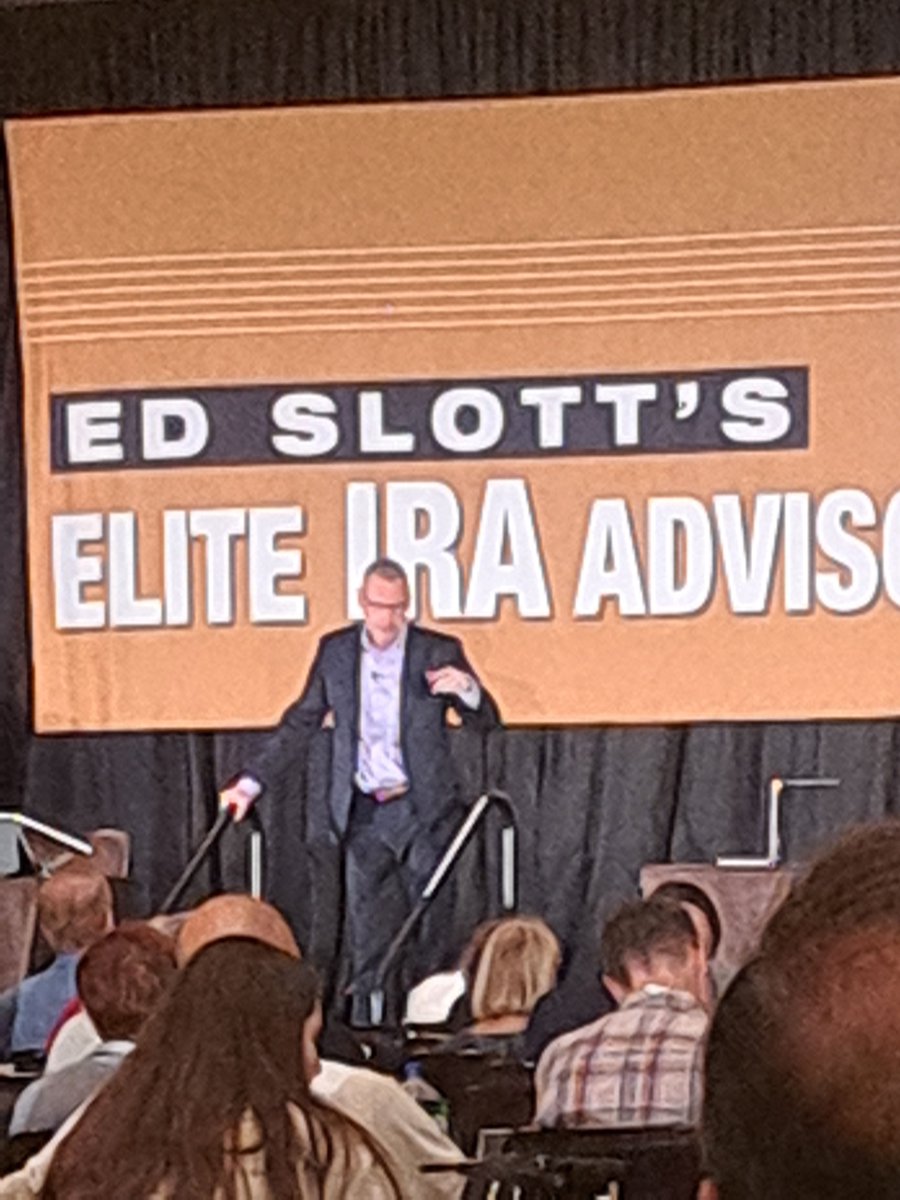 AFMGplanning's tweet photo. Day 2 of Slott Advisor conference.  Starting off discussing the various rules about Inherited Roth IRAs.  Must be an important topic since we just talked about it on our latest newsletter.

Do the have RMDs?  Yes, but maybe not the way you think. https://t.co/iH33ujxHBl