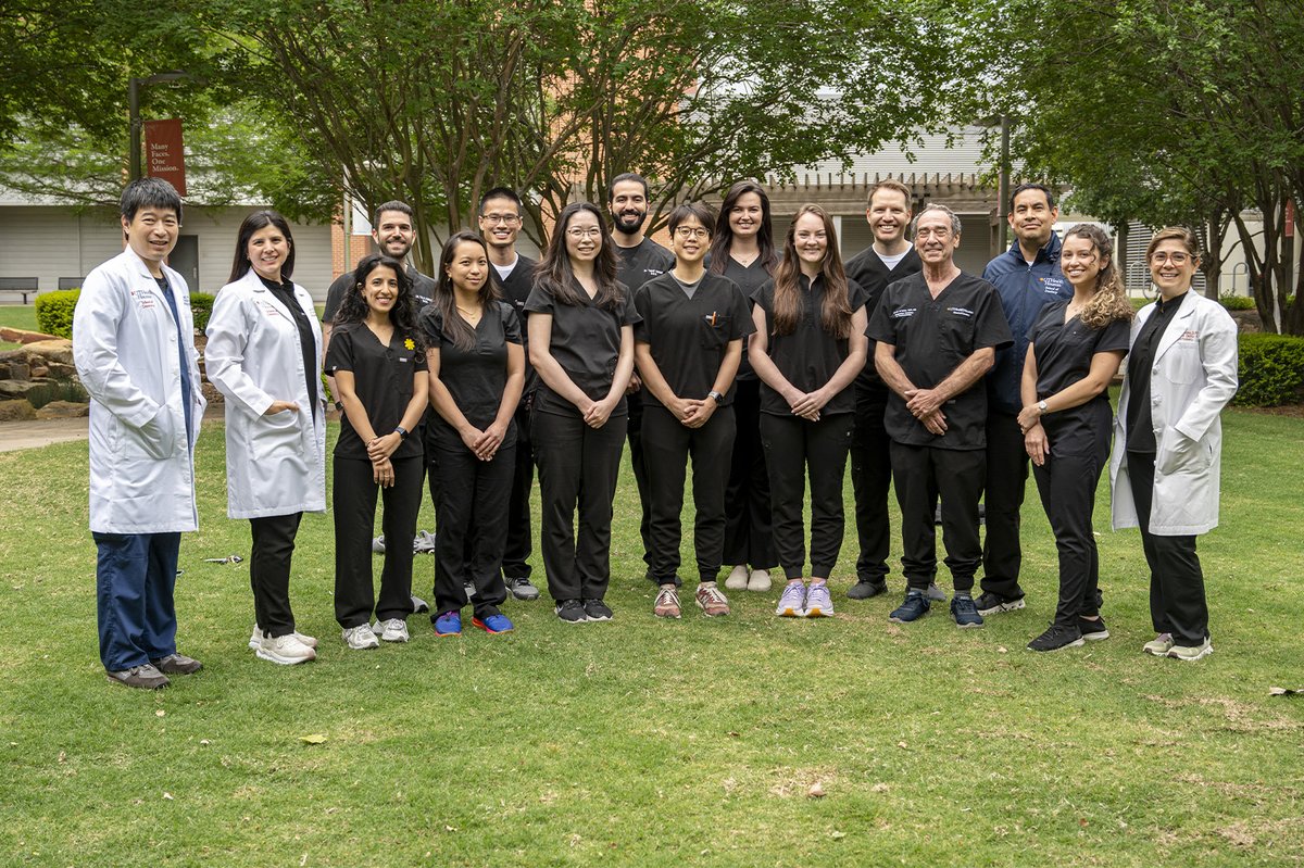 UTSDHouston's tweet image. UTHealth Houston School of Dentistry prosthodontics faculty and residents are proud to recognize National Prosthodontics Awareness Week, highlighting the importance of the dental specialty and its impact on patient care.

#WeAreUTSD #UTHealthHouston #Prosthodontics #NPAW2026