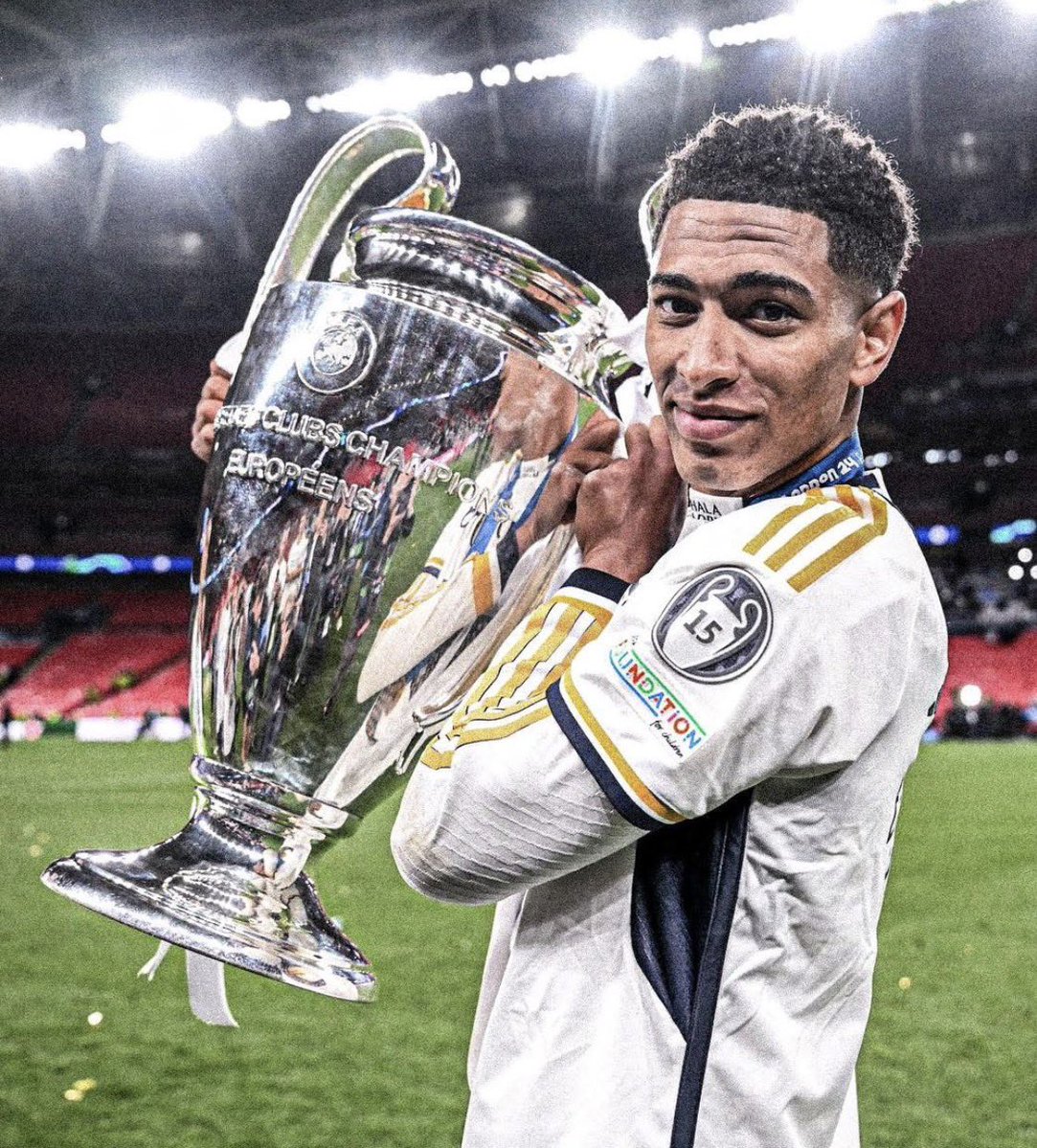 TINA 🤍 tweet media