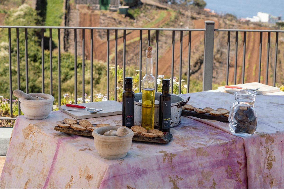 Páter, Bodegas Monje tweet media